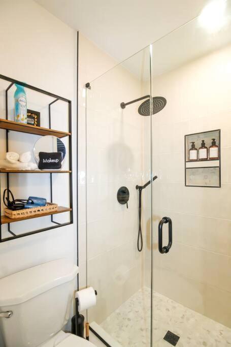 The Mini Moody - Luxurious Home Recently Renovated Close To Beach & Downtown St. Augustine Bagian luar foto
